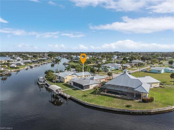 Fort Myers Shores, 2002 Aruba Ave, Fort Myers, Florida 33905, image 1