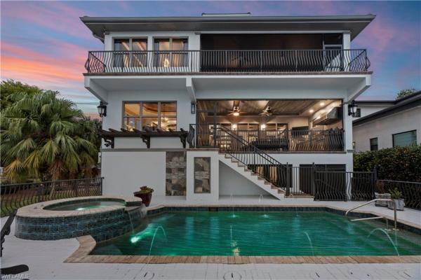 Valencia Terrace, 2908 Valencia Way, Fort Myers, Florida 33901, image 1