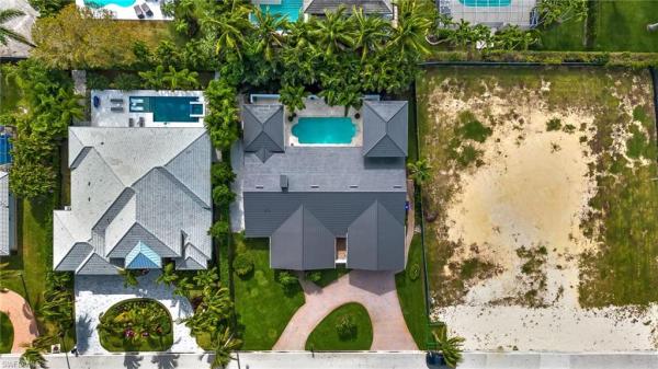 Park Shore, 514 Parkwood Ln, Naples, Florida 34103, image 1