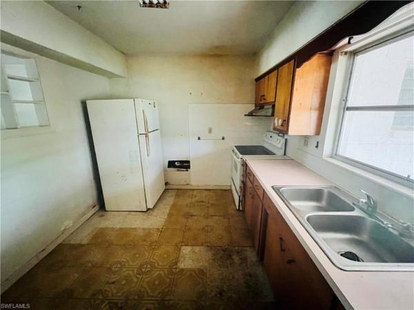 Alabama Grove Terrace, 386 Montgomery Ave, Fort Myers, Florida 33905, image 1