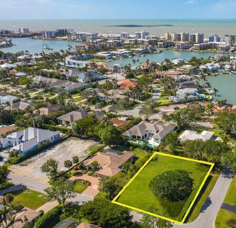 The Moorings, 3215 Regatta Rd, Naples, Florida 34103, image 1