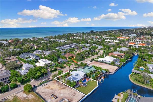Aqualane Shores, 1673 S 3rd St, Naples, Florida 34102, image 1