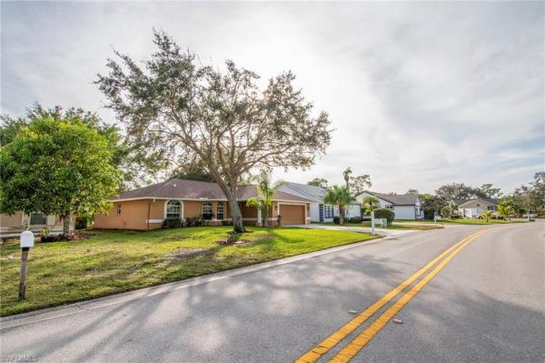Queens Park At Lago Verde, 3656 Kent Dr, Naples, Florida 34112, image 1