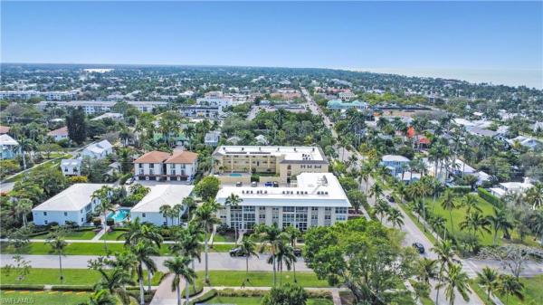 Town Manor At Olde Naples, 1021 S 3rd St #304, Naples, Florida 34102, image 1