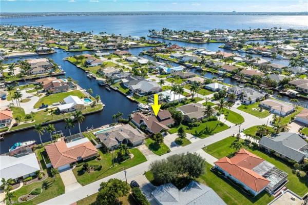 Cape Coral, 2633 20th Pl, Cape Coral, Florida 33904, image 1