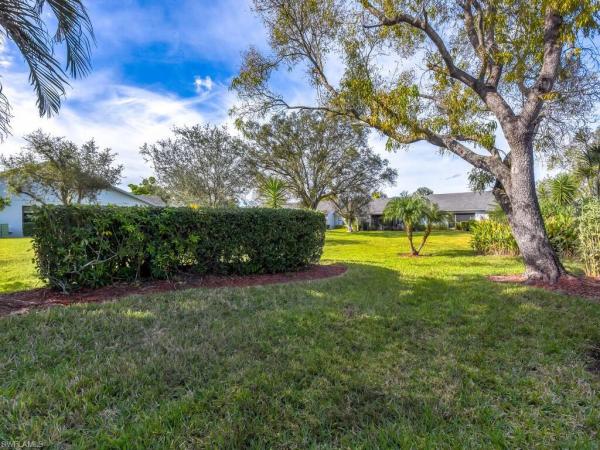 Pine Ridge Of Fort Myers Village, 4670 Lakeside Club Blvd #3, Fort Myers, Florida 33905, image 1