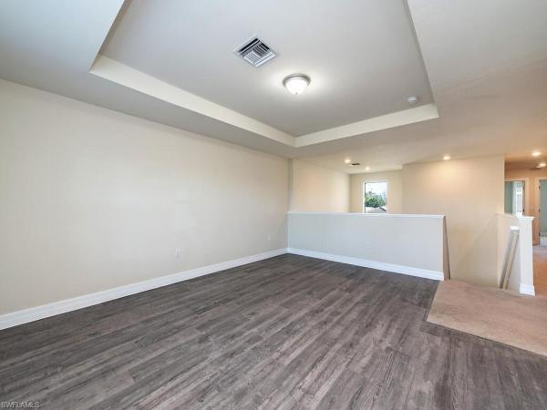 Avery Square, 7167 Wilton Dr, Naples, Florida 34109, image 1