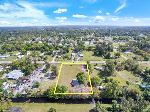 Suncoast Estates, 7958 Mcdaniel Dr, North Fort Myers, Florida 33917, image 1
