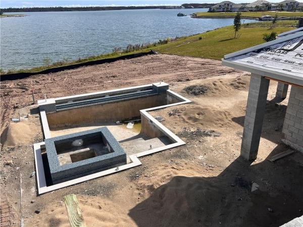 17252 Blue Sapphire Dr, Fort Myers, Florida 33913, image 1