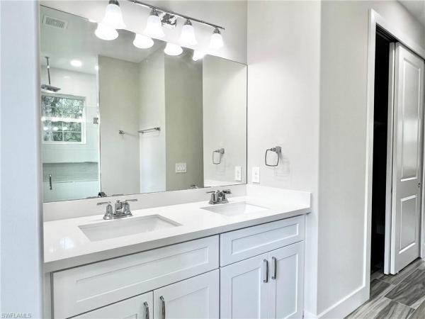 Alva Residential, 2001 Grayson Ave, Alva, Florida 33920, image 1
