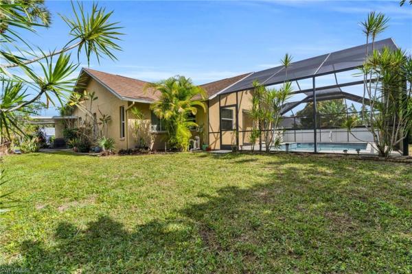 Country Club Estates, 1214 Albemarle Cir, Lehigh Acres, Florida 33936, image 1