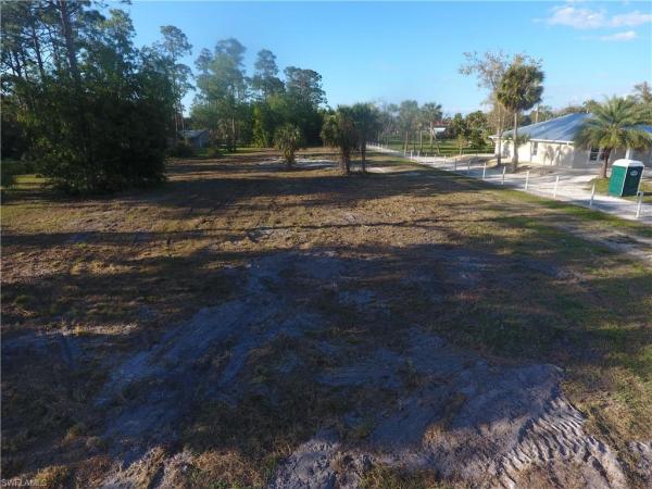 Orange River Estates, 3860 Ellis Rd, Fort Myers, Florida 33905, image 1