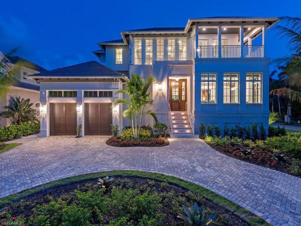 Olde Naples, 1835 S Gulf Shore Blvd, Naples, Florida 34102, image 1