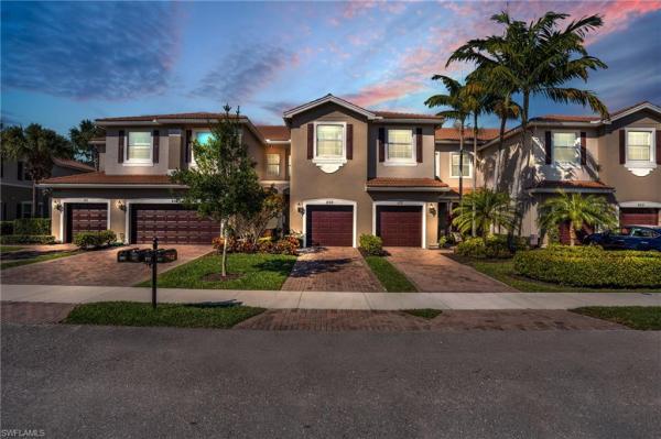 Marbella Lakes, 6522 Monterey Pt #202, Naples, Florida 34105, image 1