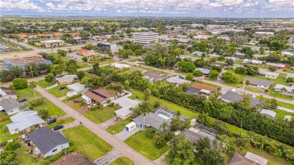 Fort Myers Villas, 2127 Dover Ave, Fort Myers, Florida 33907, image 1