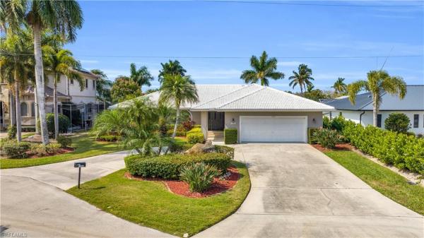 Royal Harbor, 1660 Mullet Ct, Naples, Florida 34102, image 1