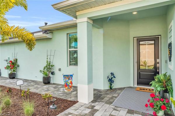 17768 Palmetto Pass Ln, Punta Gorda, Florida 33982, image 1