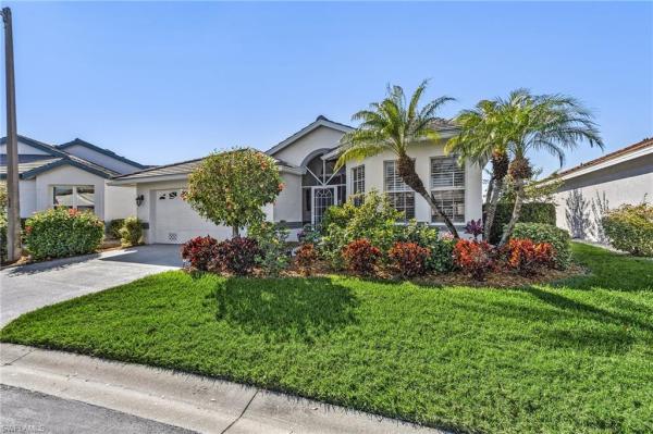 Mariners Cove Village, 9534 Mariners Cove Ln, Fort Myers, Florida 33919, image 1