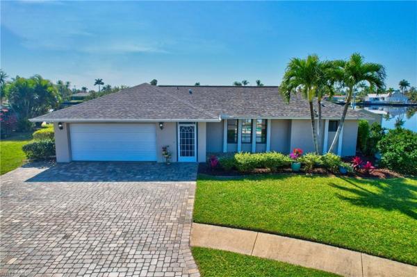 North Fort Myers No HOA, 4530 Coral Cir, North Fort Myers, Florida 33903, image 1