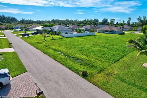 Cape Coral, 1820 10th Ter, Cape Coral, Florida 33991, image 1