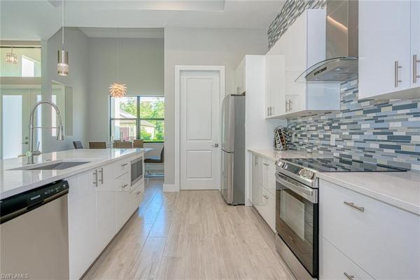 Heitmans, 27521 Idaho St, Bonita Springs, Florida 34135, image 1