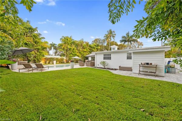 Lake Park, 1253 N 12th Ave, Naples, Florida 34102, image 1