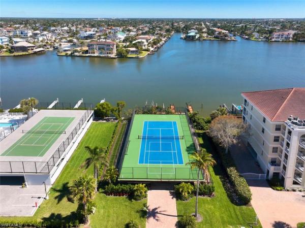 Villas Of Vanderbilt Beach, 9715 Gulf Shore Dr #702, Naples, Florida 34108, image 1