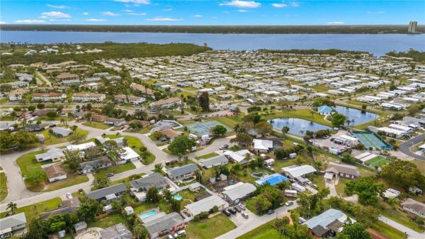 Berts Bayshore Manor, 381 Lakeview Dr, North Fort Myers, Florida 33917, image 1