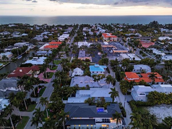 Olde Naples, 461 S 14th Ave, Naples, Florida 34102, image 1