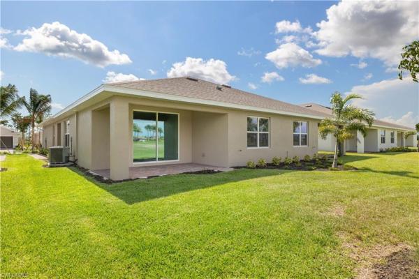 Magnolia Landing, 20136 Camino Torcido Loop, North Fort Myers, Florida 33917, image 1