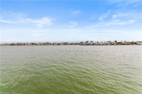 The Madrid Club, 3430 N Gulf Shore Blvd #7C, Naples, Florida 34103, image 1