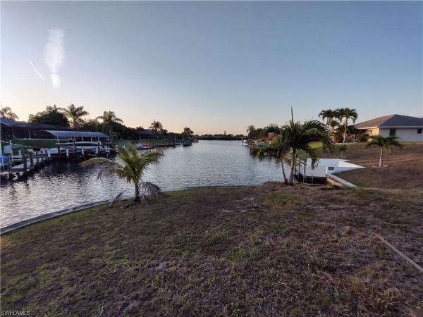 Cape Coral Residential, 1101 26th Ter, Cape Coral, Florida 33904, image 1