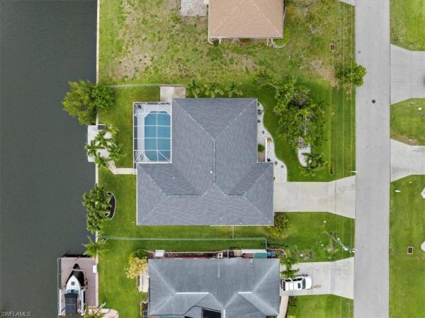 Cape Coral, 208 30th Ter, Cape Coral, Florida 33904, image 1