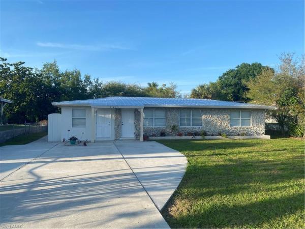 Naples Villas, 3415 Poinsettia Ave, Naples, Florida 34104, image 1