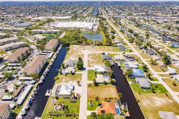 Cape Coral, 2005 Ottersrest Ln, Cape Coral, Florida 33990, image 1