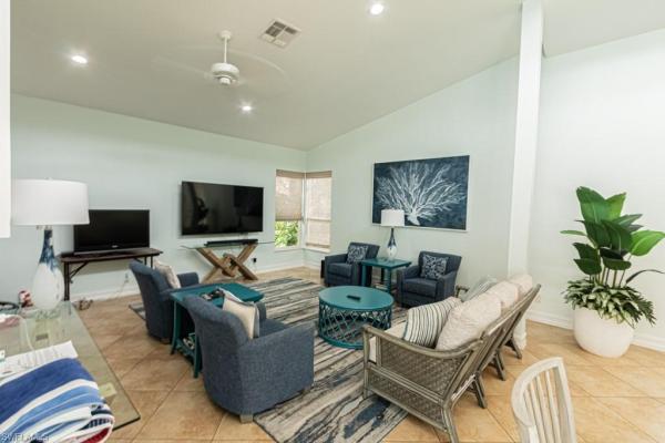 Les Chateaux At Pelican Marsh, 1885 Les Chateaux Blvd #8-101, Naples, Florida 34109, image 1