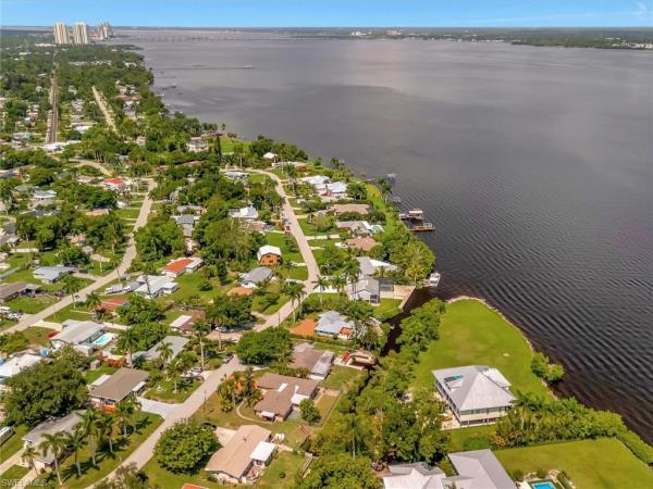Rainbow Groves, 4143 River Dr, Fort Myers, Florida 33916, image 1