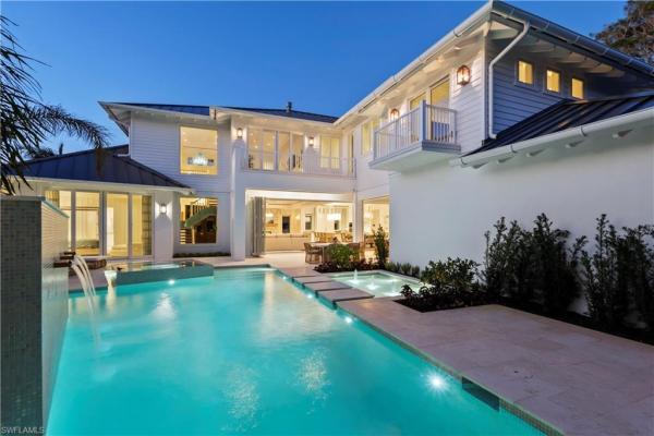 Olde Naples, 690 N 7th Ave, Naples, Florida 34102, image 2