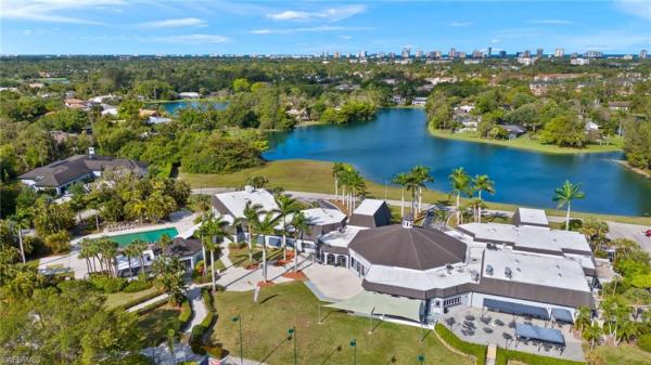Naples Bath & Tennis Club, 631 Jacana Cir #33, Naples, Florida 34105, image 1