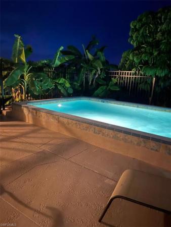 Island Harbors, 2580 Bayshore Dr, Matlacha, Florida 33993, image 1