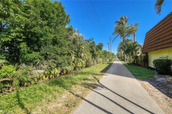 The Village Of Cedarbend, 5242 Cedarbend Dr #2, Fort Myers, Florida 33919, image 1