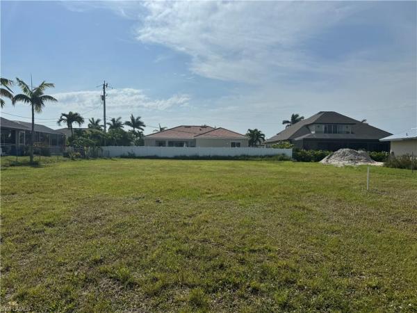 Cape Coral Residential, 5238 24th Ave, Cape Coral, Florida 33914, image 1