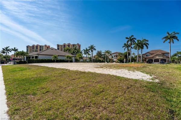 Cape Coral, 1522 58th St, Cape Coral, Florida 33914, image 1