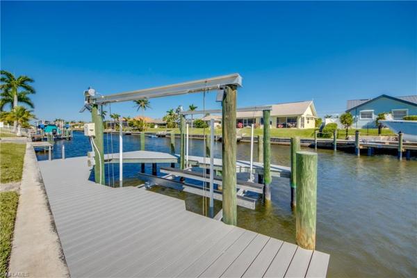 Cape Coral, 325 31st St, Cape Coral, Florida 33904, image 1