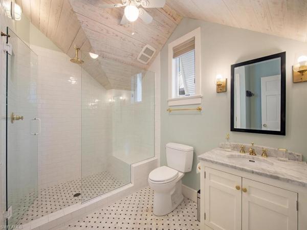 Olde Naples, 680 S 8th Ave, Naples, Florida 34102, image 1