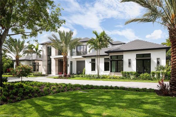 Coquina Sands, 584 Banyan Blvd, Naples, Florida 34102, image 1