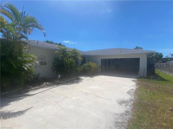 Sanibel Shores, 657 Cardium St, Sanibel, Florida 33957, image 2
