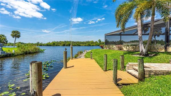 River Oaks, 2110 Waylife Ct, Alva, Florida 33920, image 1