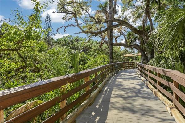 13705 Edgewater Trace Dr, Fort Myers, Florida 33905, image 1