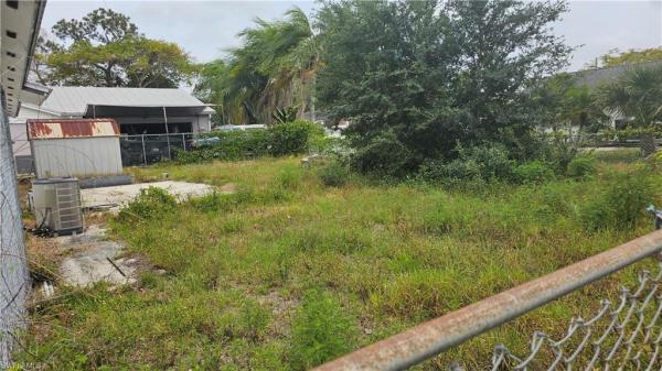 Poinciana Village, 3088 Poinciana Dr, Naples, Florida 34105, image 3